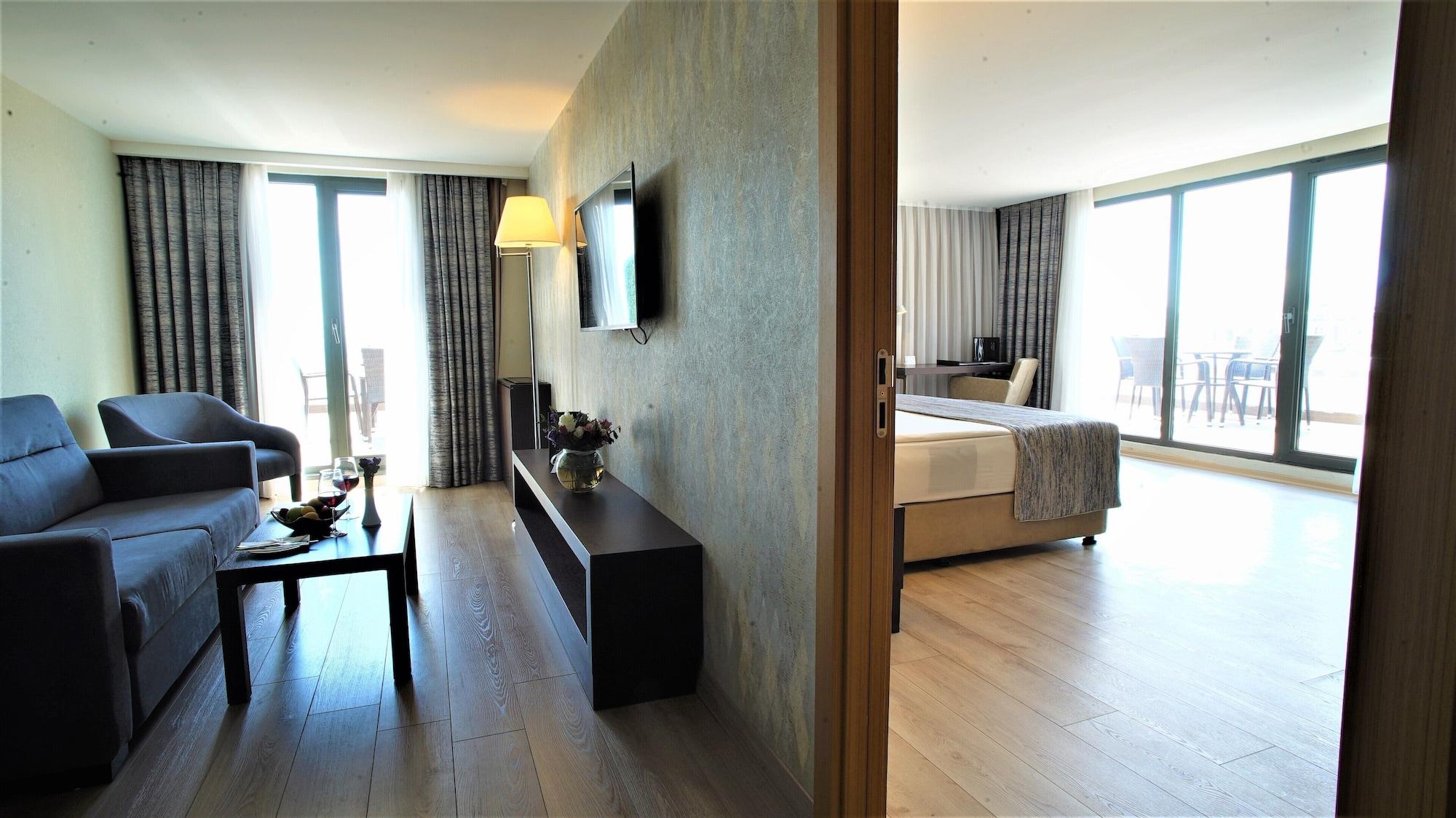 Port Bosphorus Hotel Истанбул Екстериор снимка